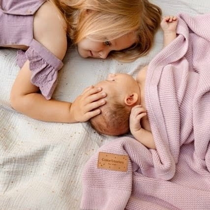 Jak wybrać najlepszy kocyk dla wrażliwej skóry